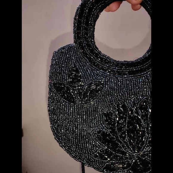 🖤Elegant Beaded Bag🖤 - Picture 4 of 6